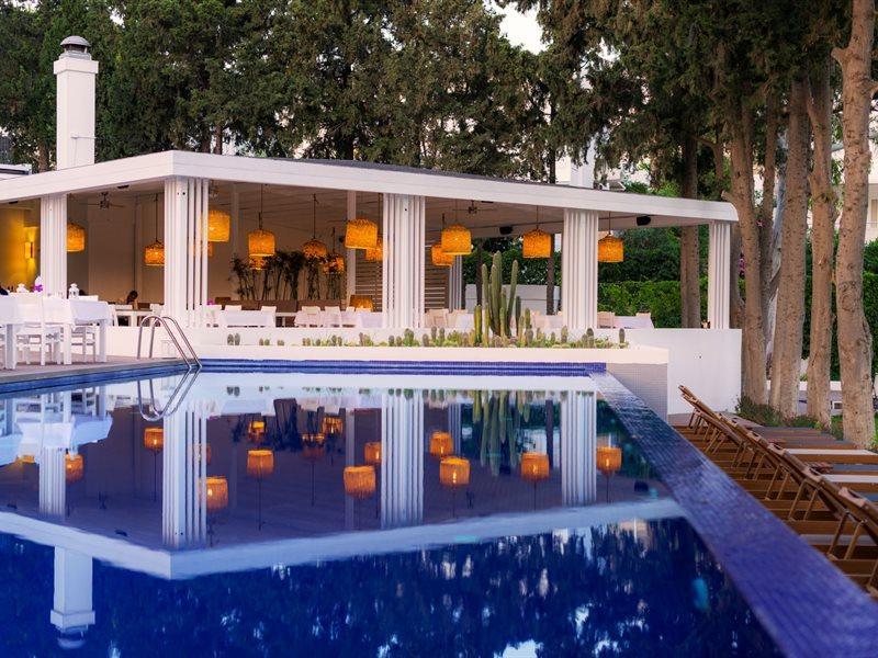 Liv Hotel By Bellazure Akyarlar Exterior photo