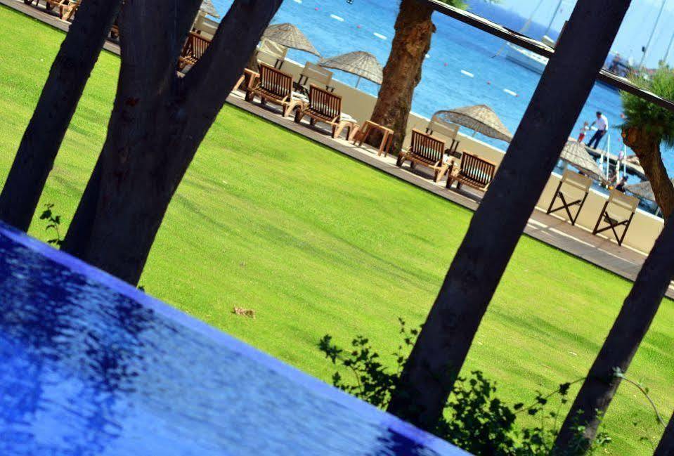 Liv Hotel By Bellazure Akyarlar Exterior photo